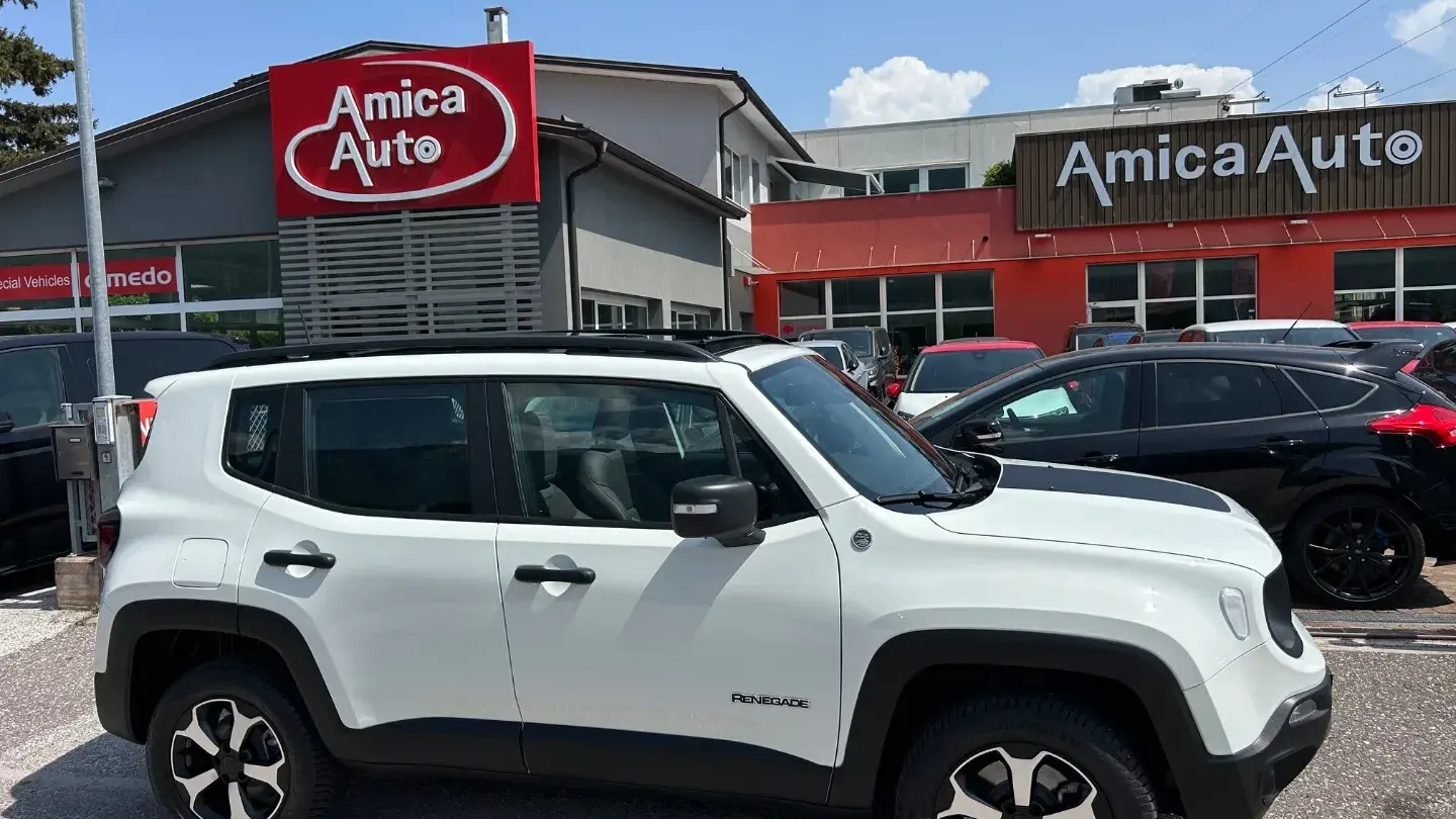 Jeep Renegade 1.3 T4 240CV PHEV 4xe AT6 Over. SOLO KM 2.300