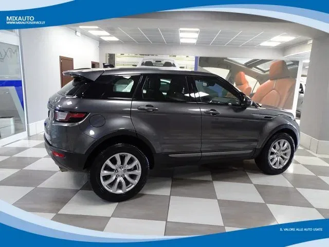 LAND ROVER Range Rover Evoque 2.0 TD4 150cv AWD Edition Pure AUT EU6 foto 2