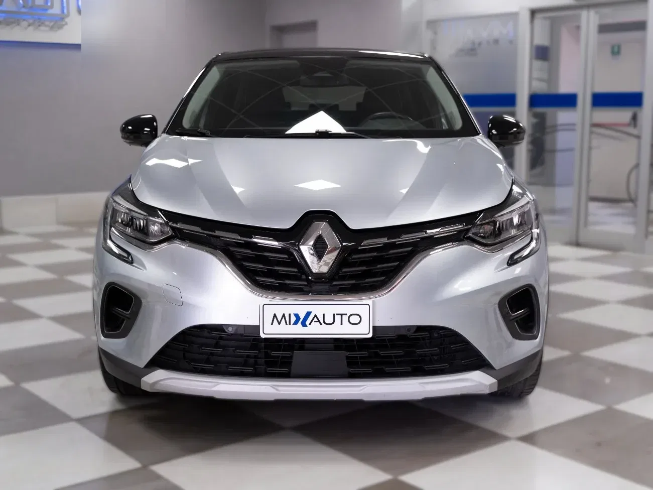 Renault Captur 1.6 E-Tech Full Hybrid Intens 145CV Auto foto 2