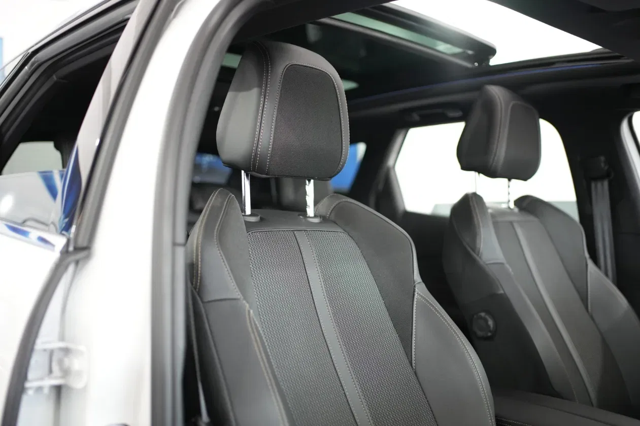 Peugeot 3008 BlueHDi 130 S&S EAT8 GT+Tetto Apribile foto 15