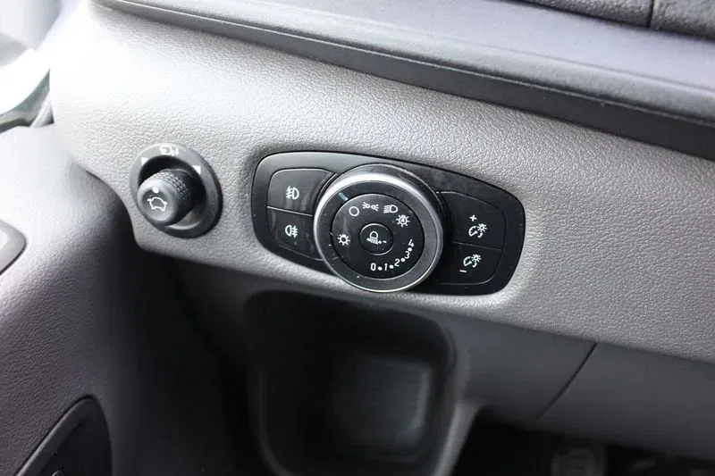 Ford Transit 350 Trend 2.0 Eco MHEV 130 Cv PM TM foto 19