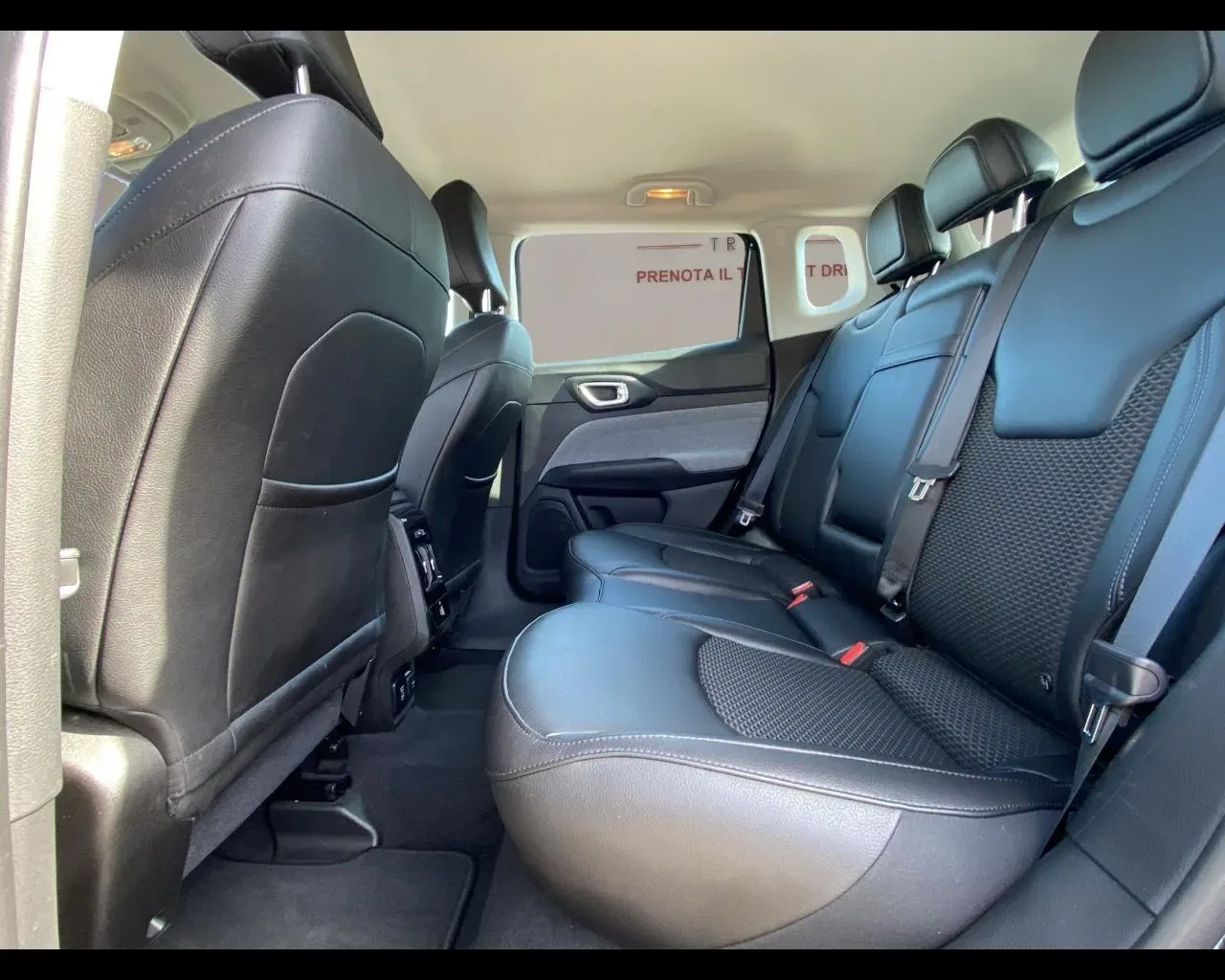 Jeep Compass 1.3 Turbo T4 190 CV PHEV AT6 4xe Longitude foto 14