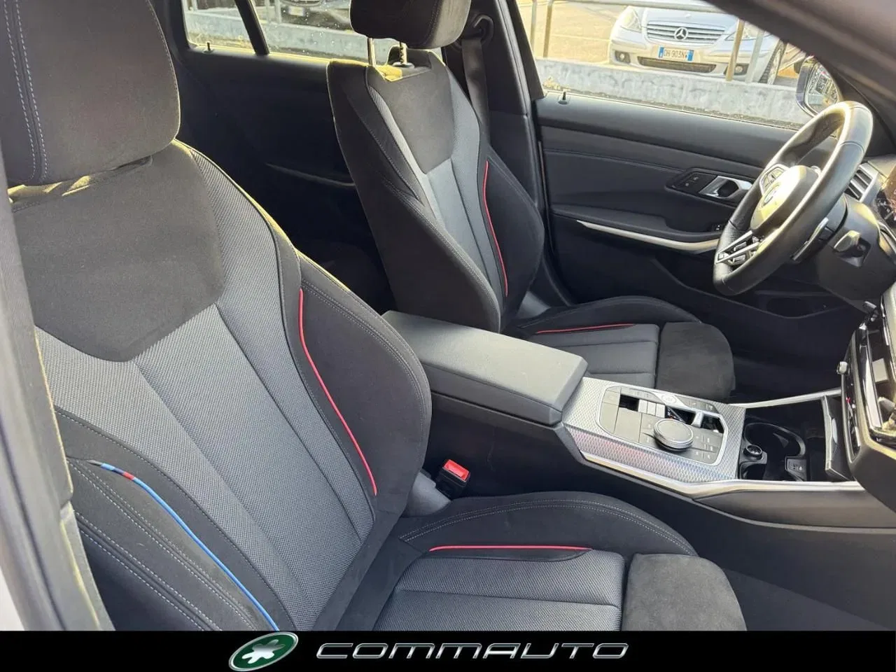 BMW 320 d 48V xDrive Touring Msport foto 33