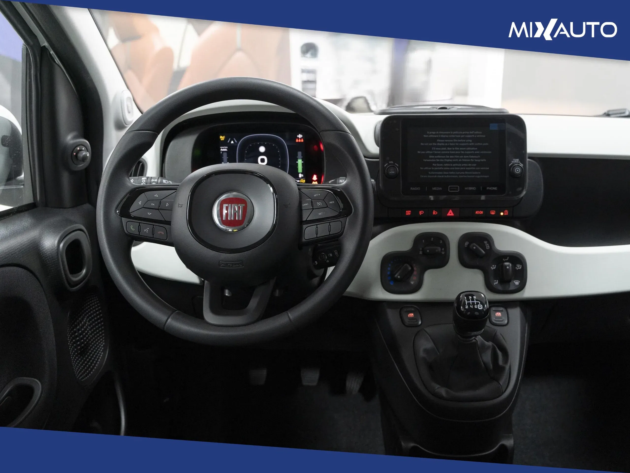 Fiat Panda Pandina Cross 1.0 Firefly Hybrid S&S 70CV foto 11