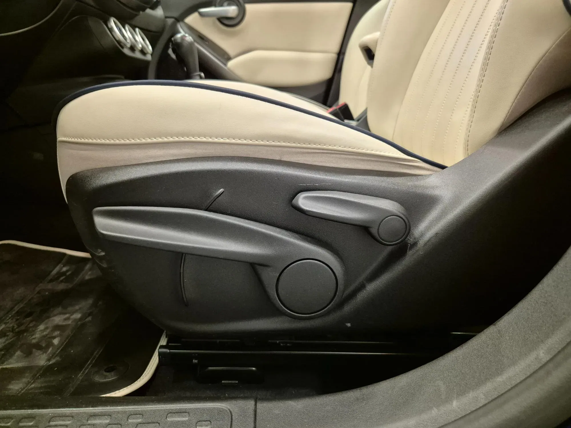 Fiat 500 X 500X 1.3 T4 Yacht Club Capri 150cv dct foto 28