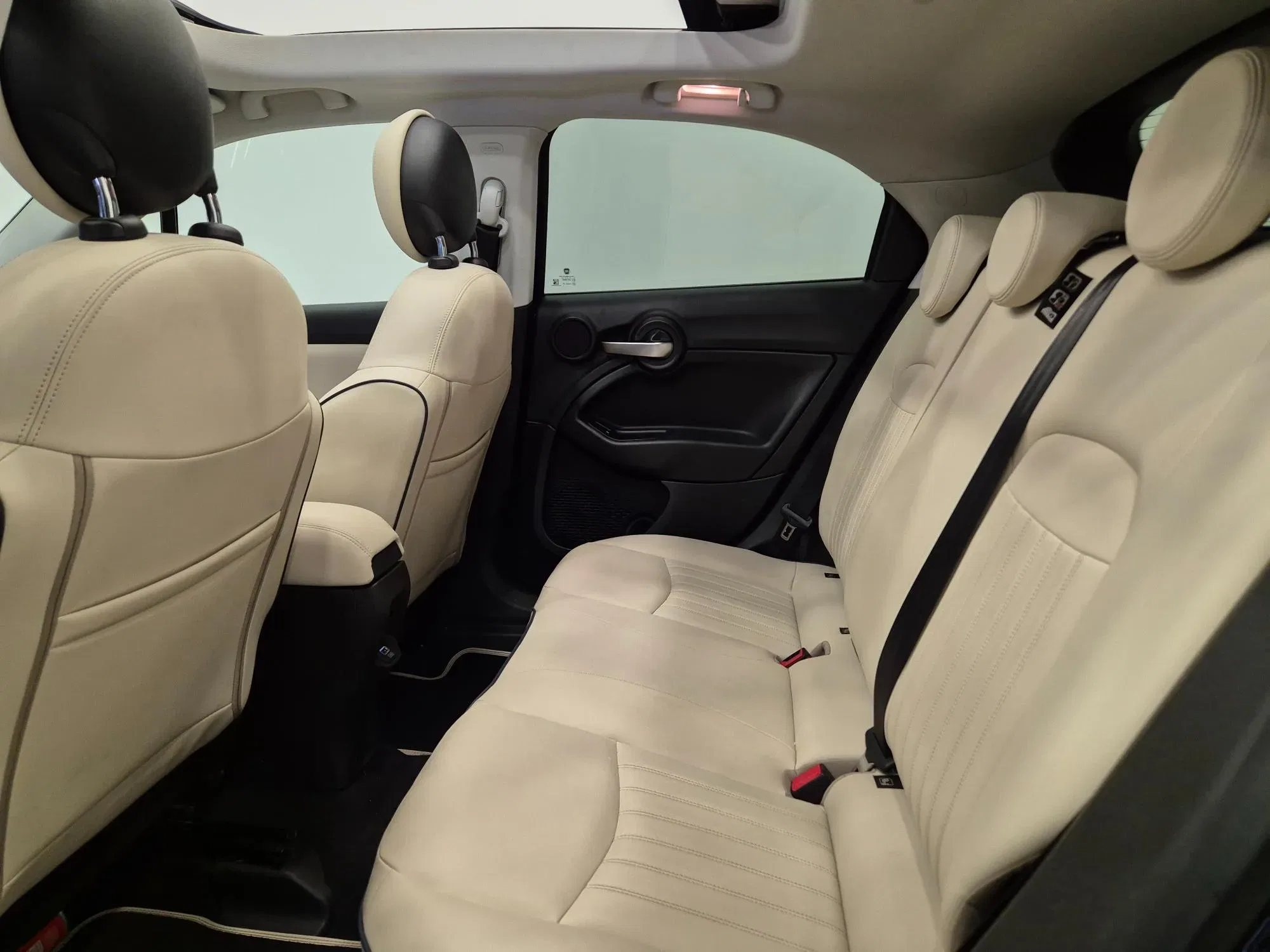 Fiat 500 X 500X 1.3 T4 Yacht Club Capri 150cv dct foto 32