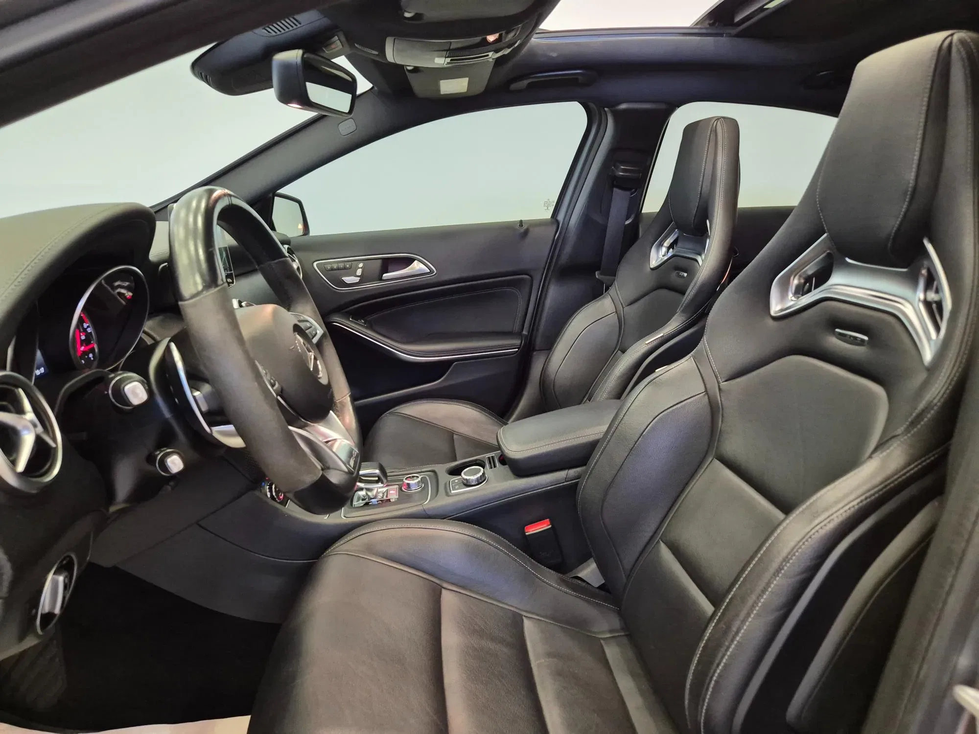 Mercedes A 45 AMG 381cv 4Matic - Tetto - Sedili Guscio - Sosp. Elettroniche foto 16