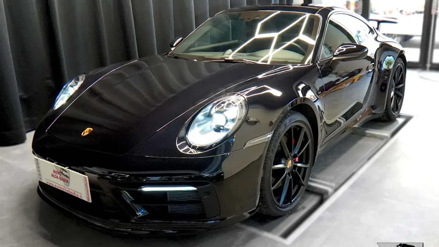 Porsche 911 Carrera S | 450