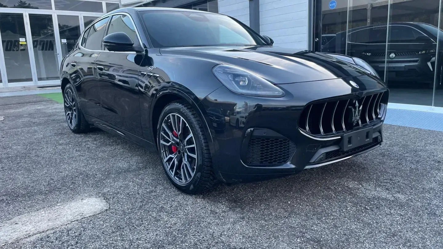 Maserati 2.0 MHEV 300 CV GT SOLO 10.000 KM!!!