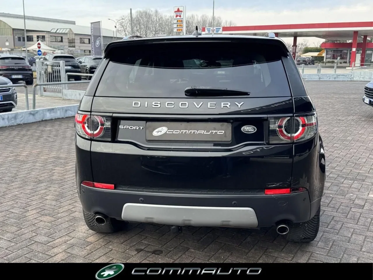 Land Rover Discovery Sport 2.0 TD4 180 CV AWD Auto HSE foto 5