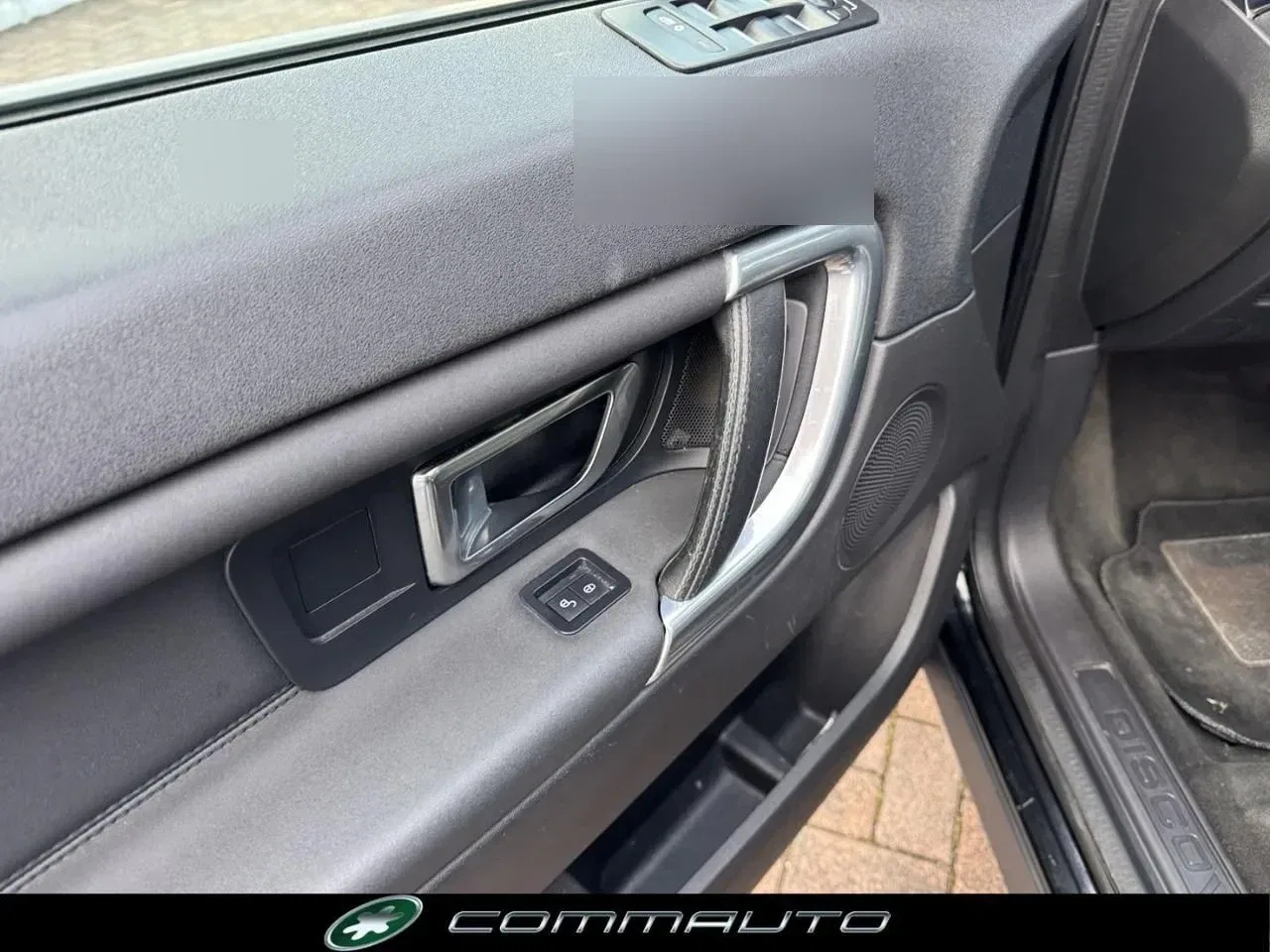 Land Rover Discovery Sport 2.0 TD4 180 CV AWD Auto HSE foto 10