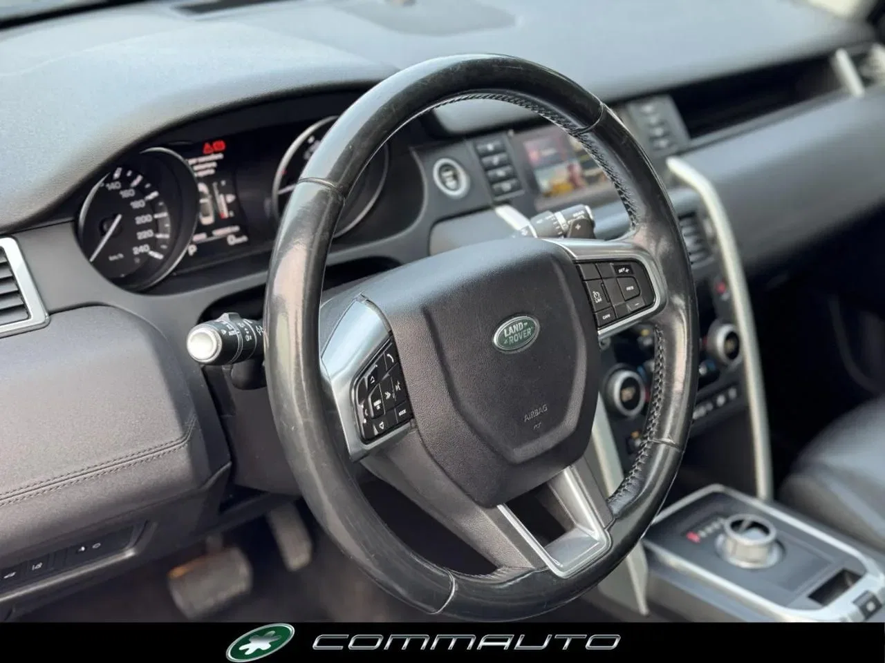 Land Rover Discovery Sport 2.0 TD4 180 CV AWD Auto HSE foto 15