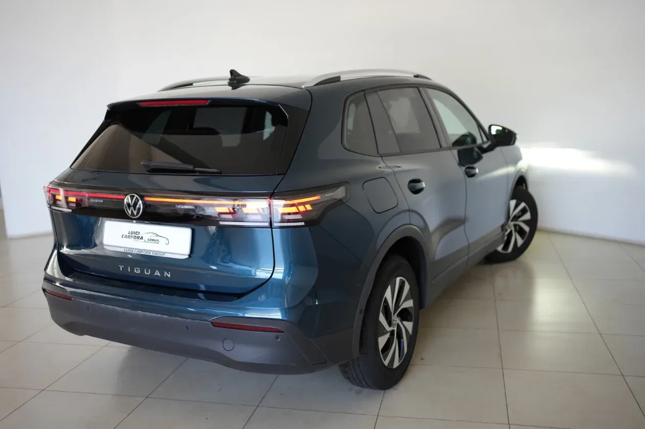 Volkswagen Tiguan 2.0 TDI 150 CV DSG Life foto 17