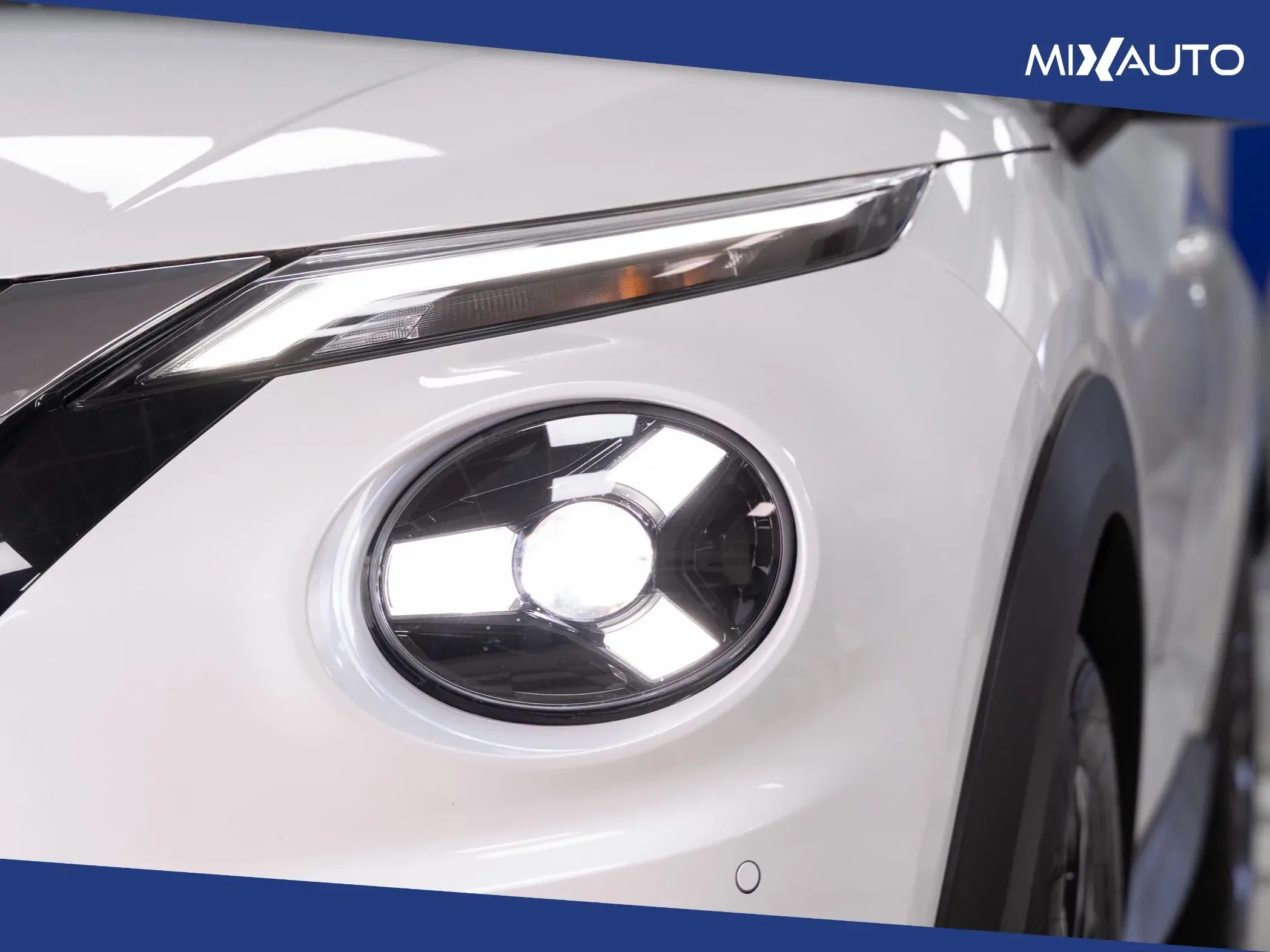 Nissan Juke 1.0 DIG-T N-Connecta 114CV DCT foto 10