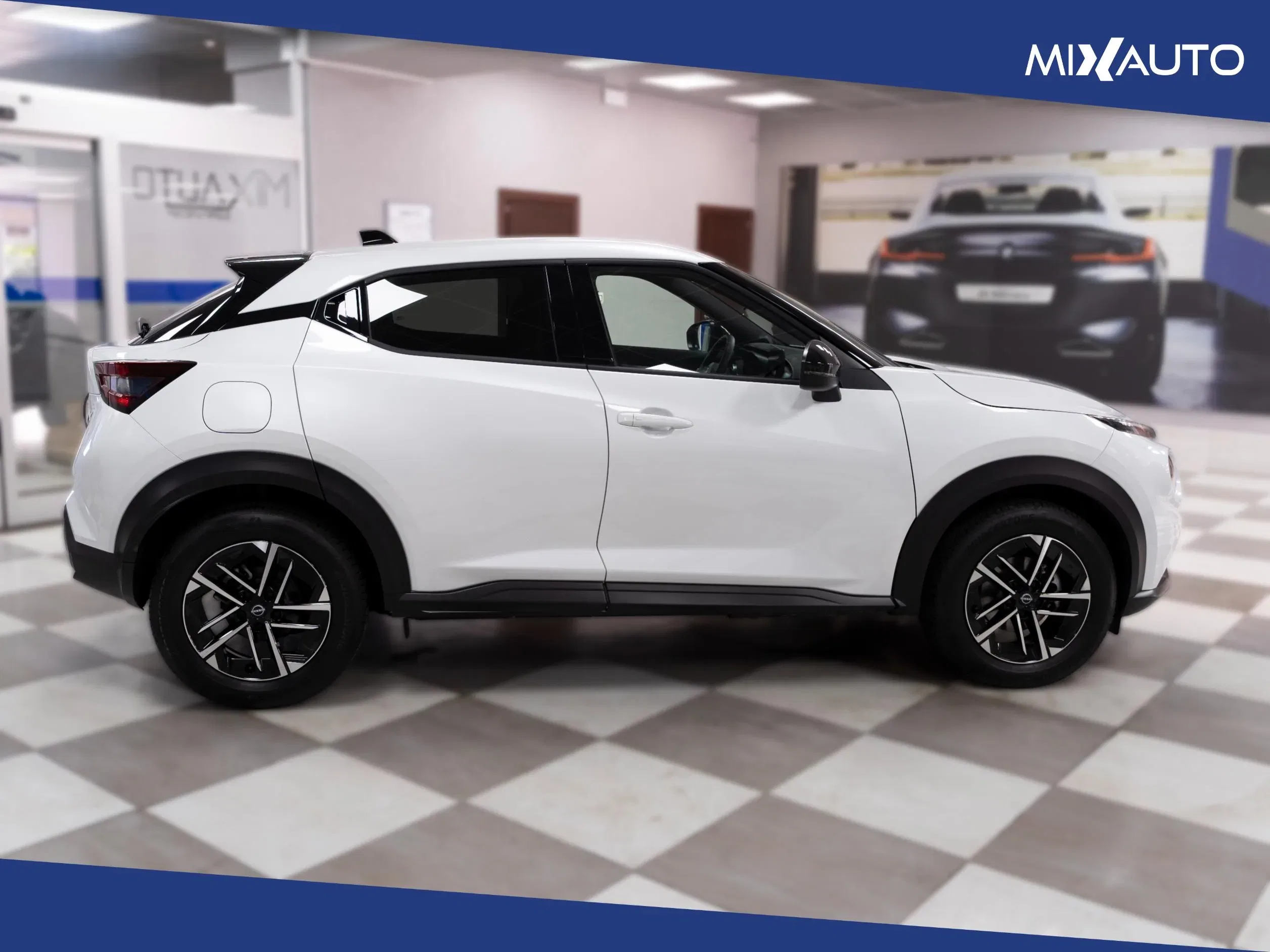 Nissan Juke 1.0 DIG-T N-Connecta 114CV DCT foto 6