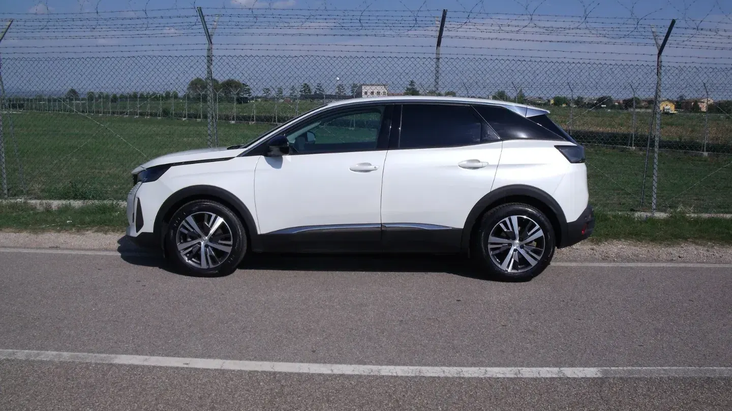 Peugeot 3008 BlueHDi 130 S&S EAT8 Allure Pack