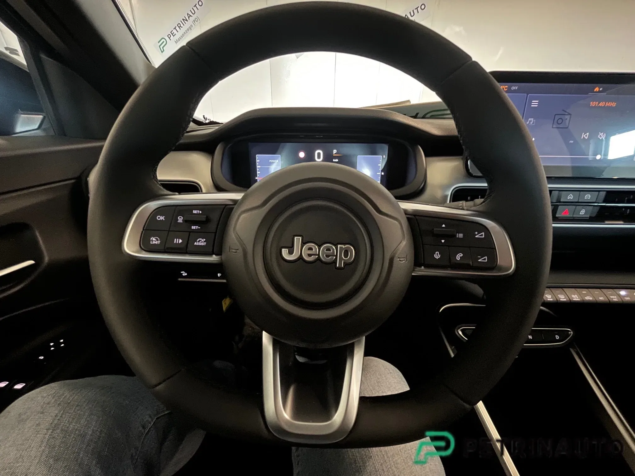 Jeep Avenger 1.2 turbo e-hybrid mhev Altitude fwd 110cv edct6 Km.0 Nazionale foto 14