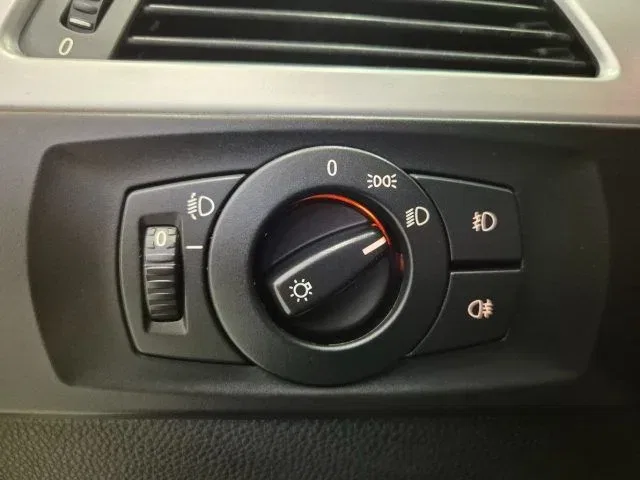 BMW 320 d cat Touring - Bluetooth - Clima auto foto 23