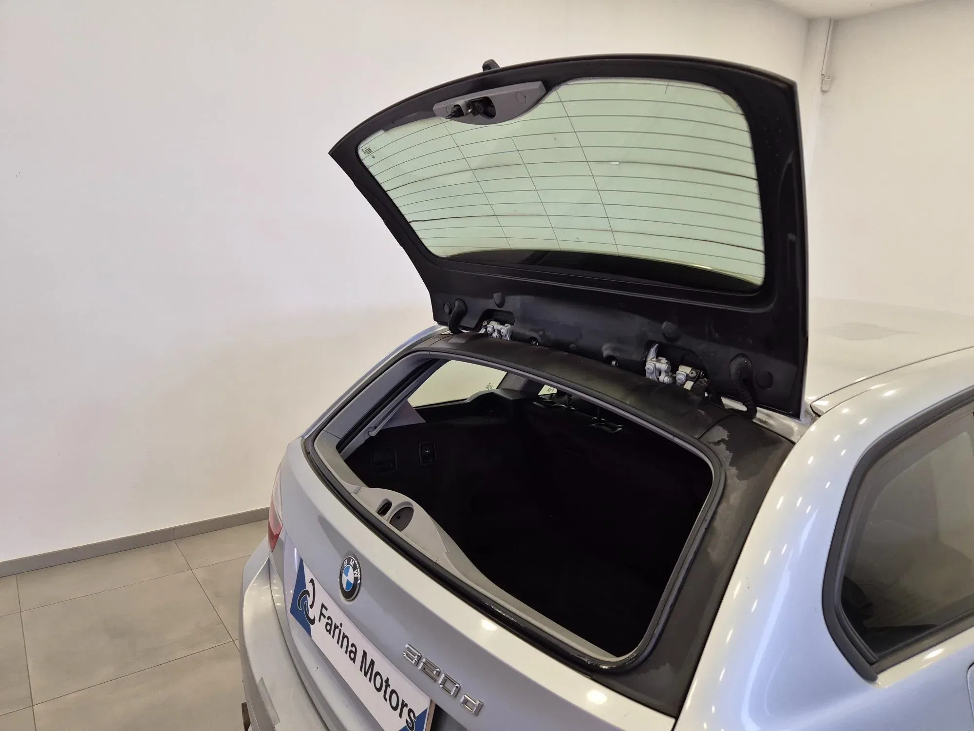 BMW 320 d cat Touring - Bluetooth - Clima auto foto 27