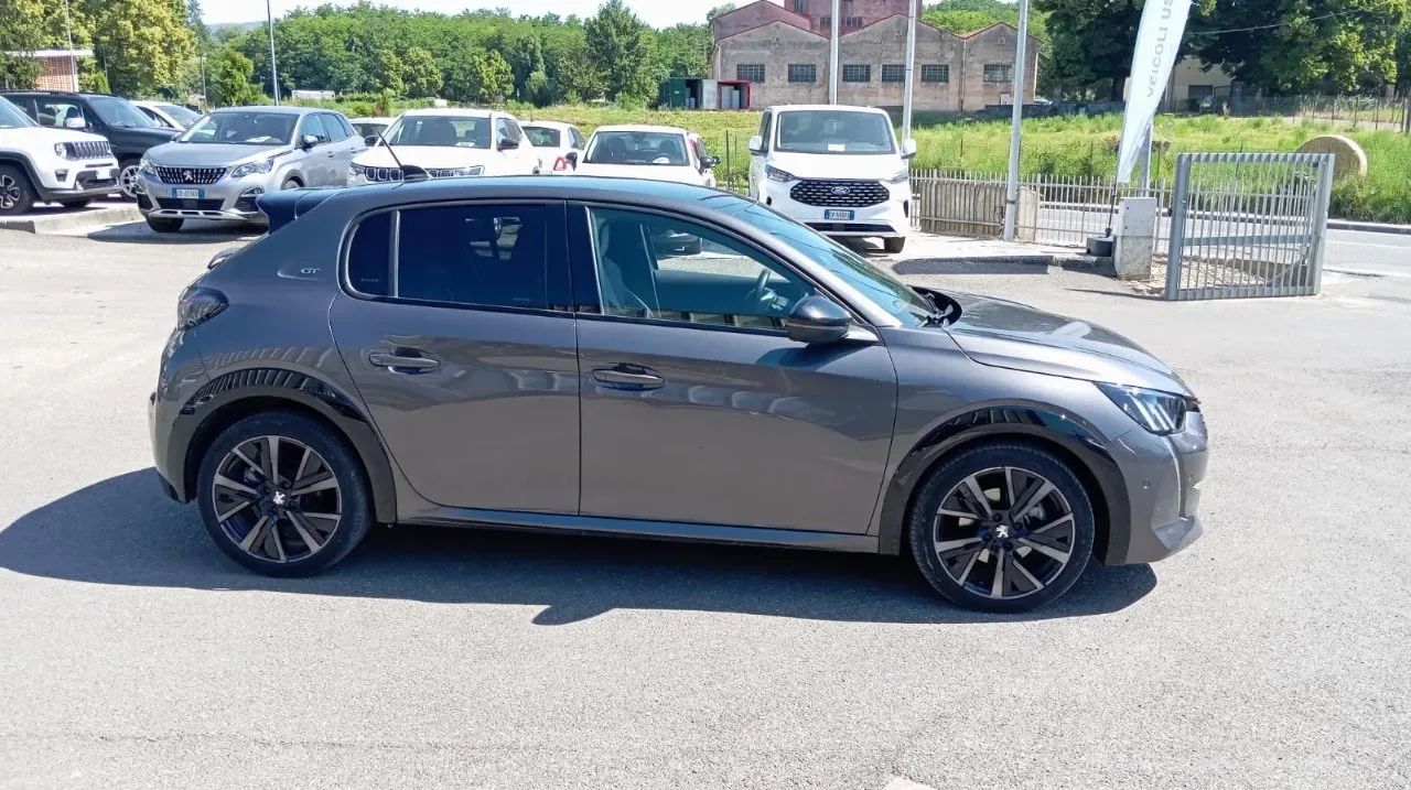 Peugeot 208 5 Porte PROMO 208 1.2 puretech GT Pack s&s 130cv eat8 foto 4