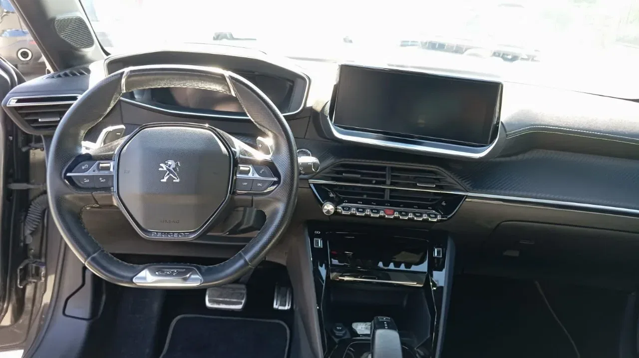 Peugeot 208 5 Porte PROMO 208 1.2 puretech GT Pack s&s 130cv eat8 foto 7