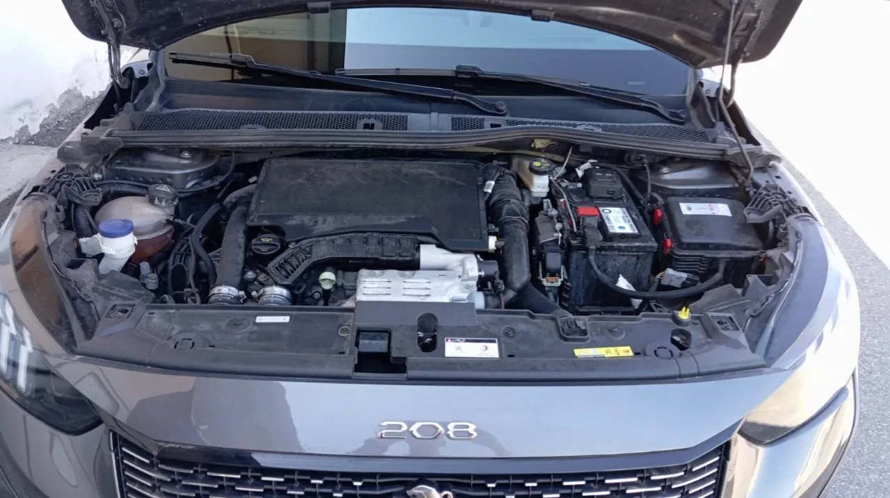 Peugeot 208 5 Porte PROMO 208 1.2 puretech GT Pack s&s 130cv eat8 foto 33