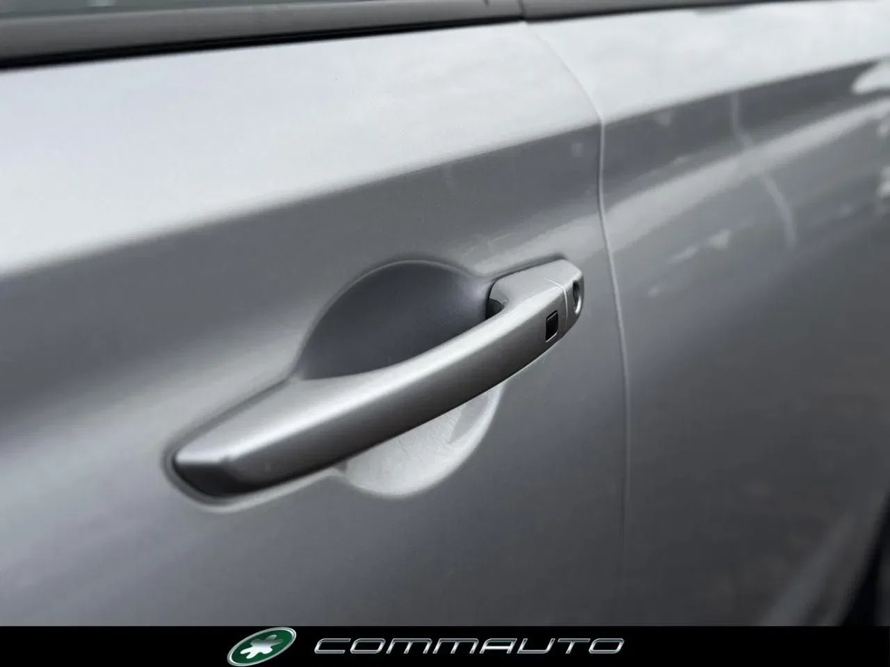 Hyundai i30 1.0 T-GDI iMT 48V 5 porte Prime foto 10