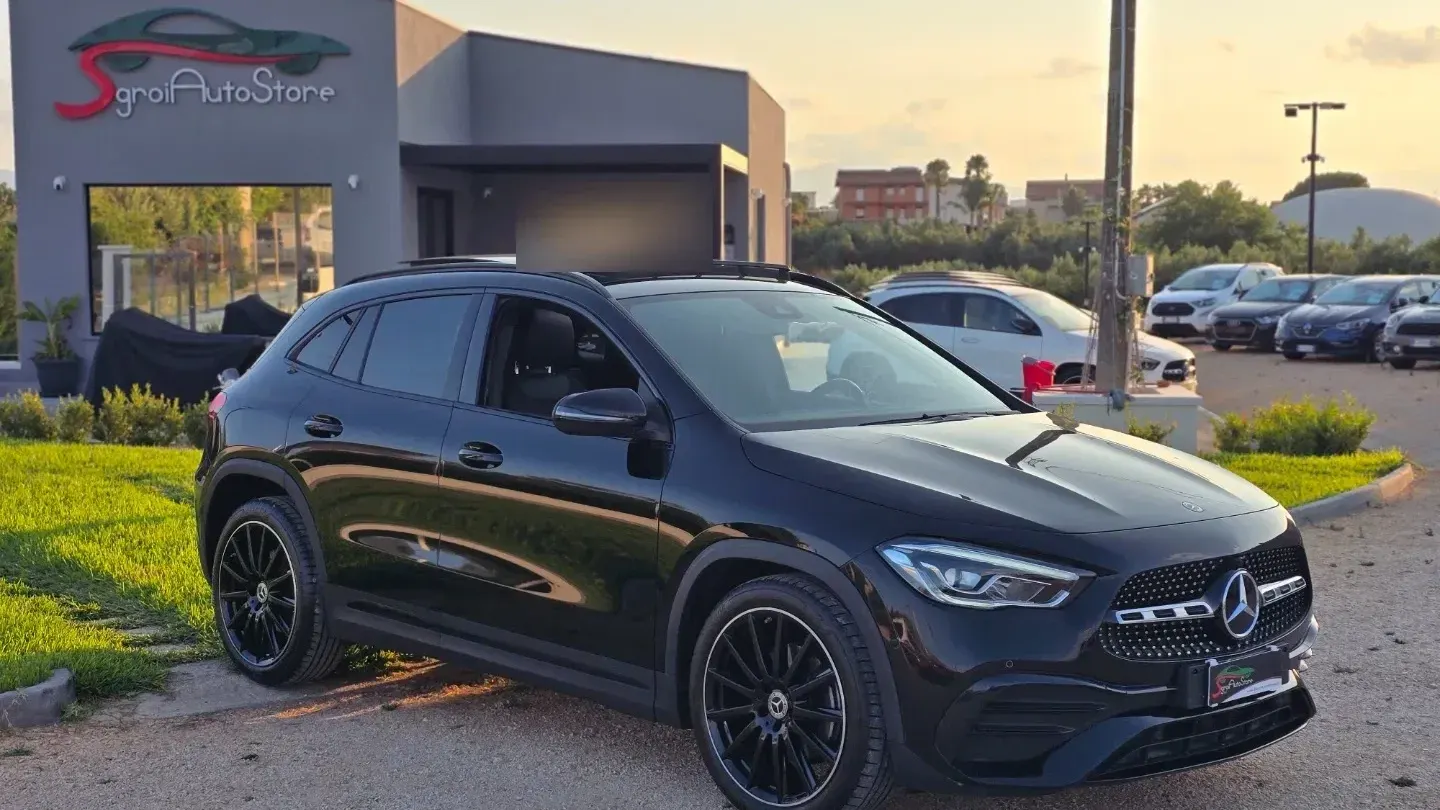 Mercedes-Benz GLA 220 d Automatic AMG Premium TETTUCCIO