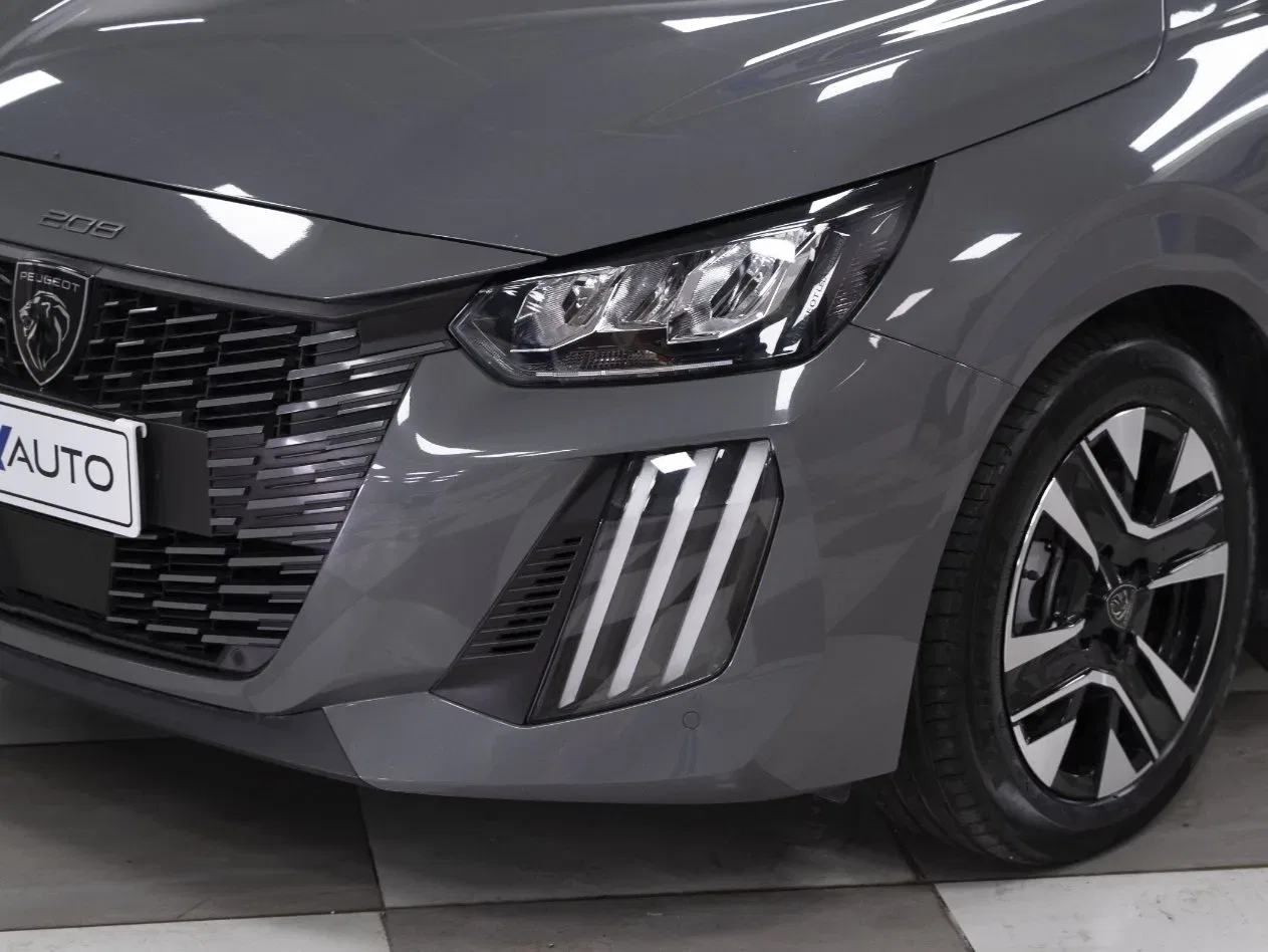 Peugeot 208 1.2 Puretech Allure S&S 100CV foto 9