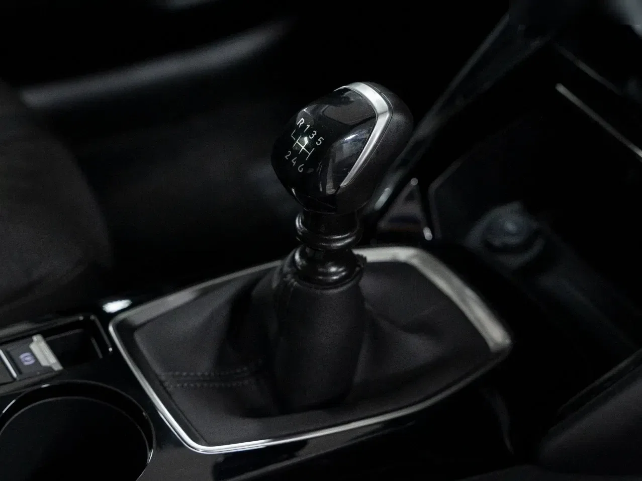 Peugeot 208 1.2 Puretech Allure S&S 100CV foto 13