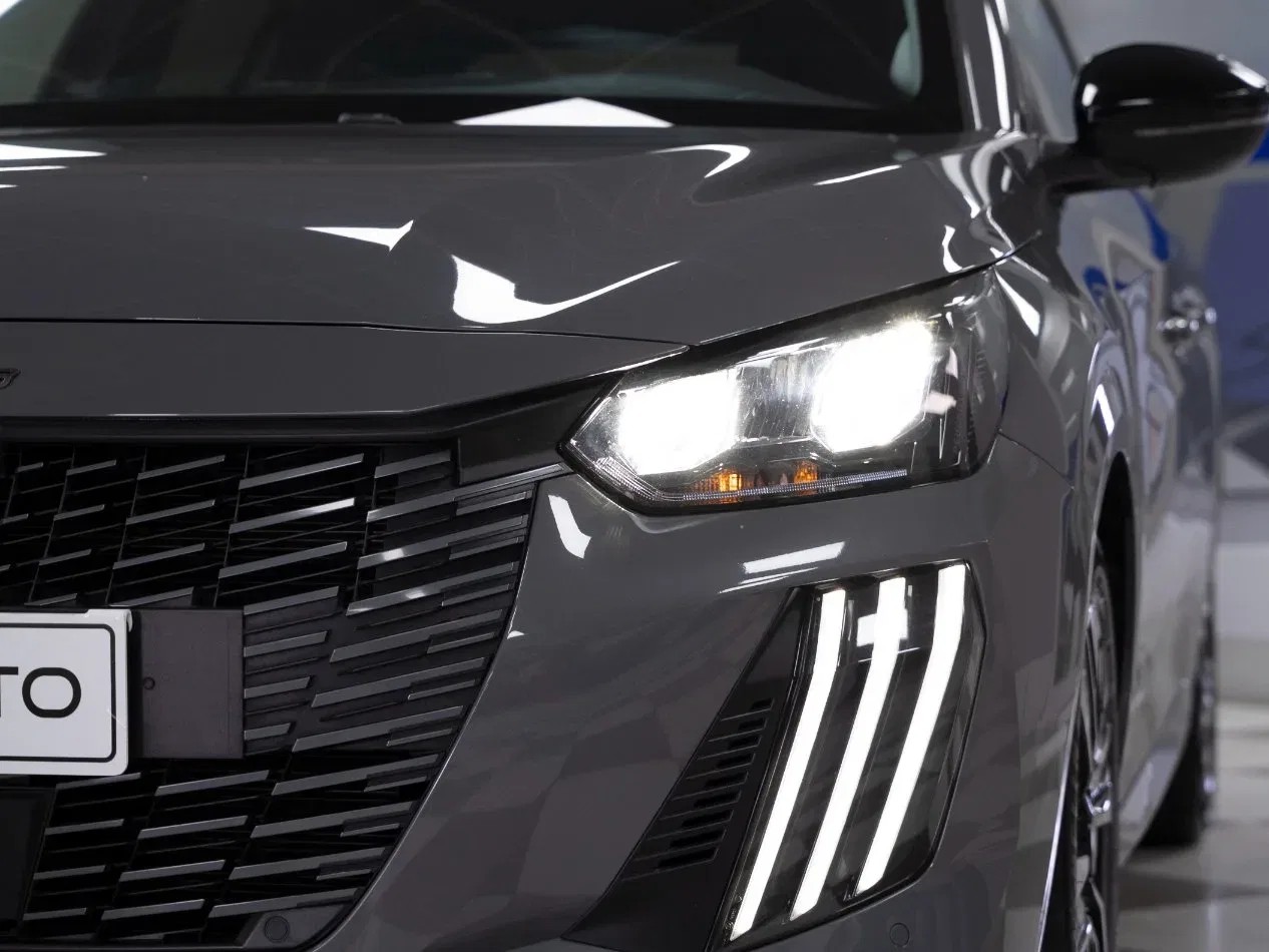 Peugeot 208 1.2 Puretech Allure S&S 100CV foto 10