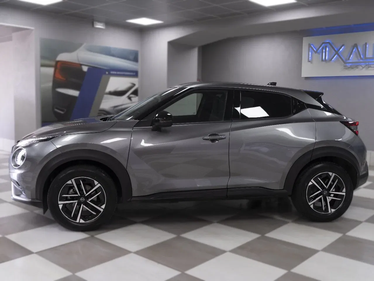 Nissan Juke 1.0 DIG-T N-Connecta 114CV foto 3