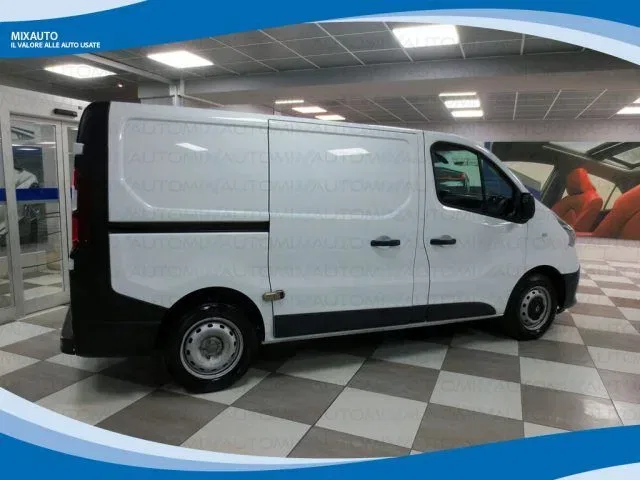 RENAULT Trafic T29 2.0 DCI 120cv L1H1 Ice EU6 foto 2