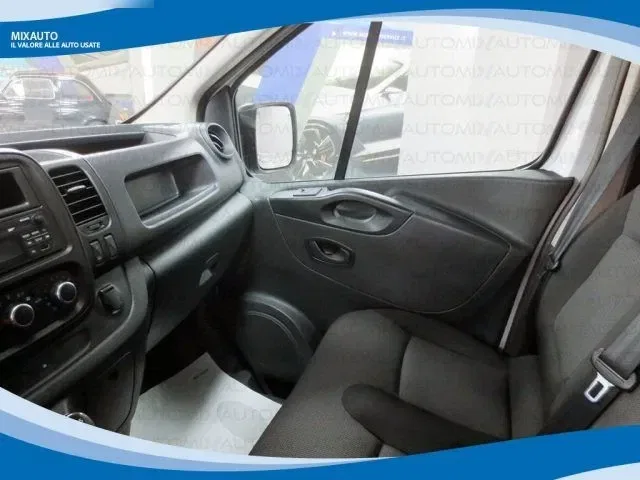 RENAULT Trafic T29 2.0 DCI 120cv L1H1 Ice EU6 foto 9