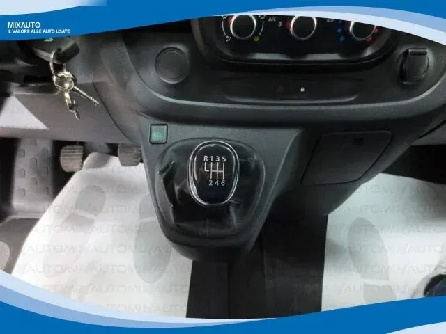 RENAULT Trafic T29 2.0 DCI 120cv L1H1 Ice EU6 foto 7