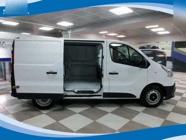 RENAULT Trafic T29 2.0 DCI 120cv L1H1 Ice EU6 foto 12
