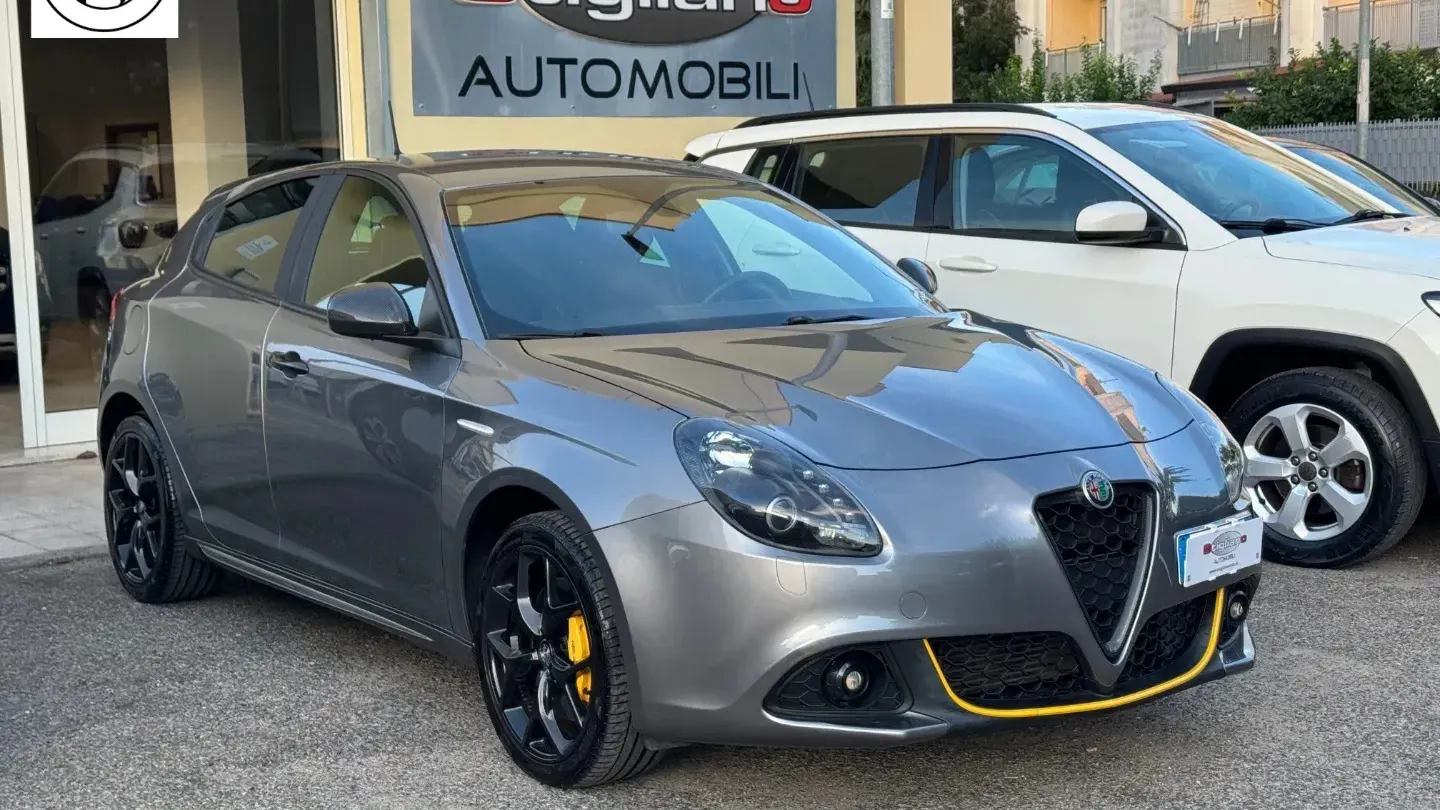 Alfa Romeo Giulietta 1.6 JTDm 120 CV Carb. Ed