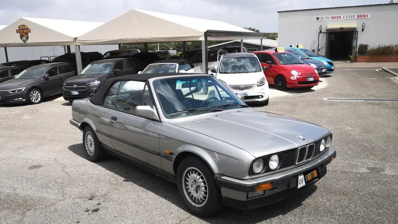BMW 320i Cabrio L RATE AUTO MOTO SCOOTER