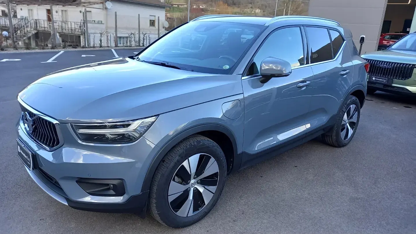 Volvo XC40 T5 Recharge Plug-in Hyb. R-design
