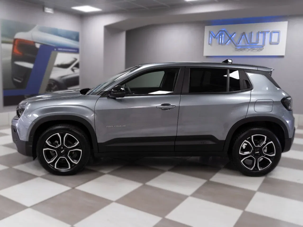 Jeep Avenger 1.2 Turbo Summit FWD 100CV foto 3