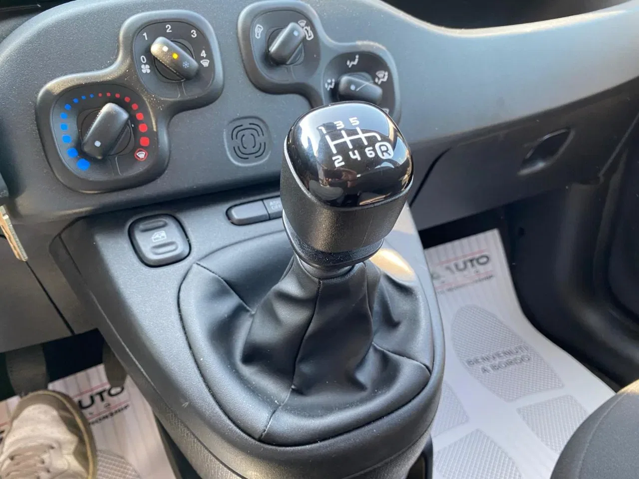 Fiat Panda 1.0 firefly hybrid s&s 70cv foto 17