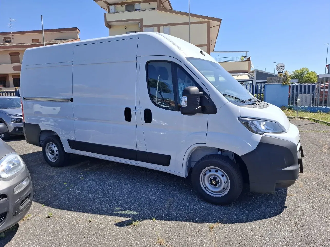 OPEL Movano 35 L2H2 2.2 diesel 140cv S&S foto 2