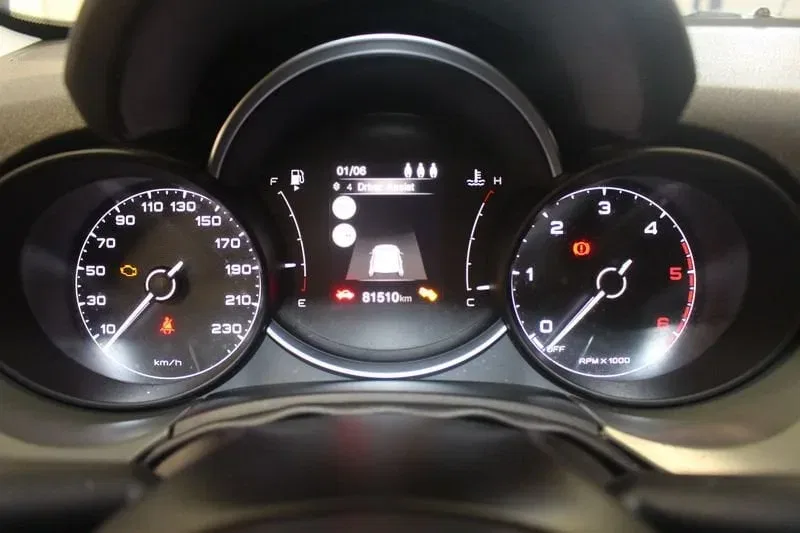 Fiat 500X 1.6 MultiJet 120 CV Cross foto 10
