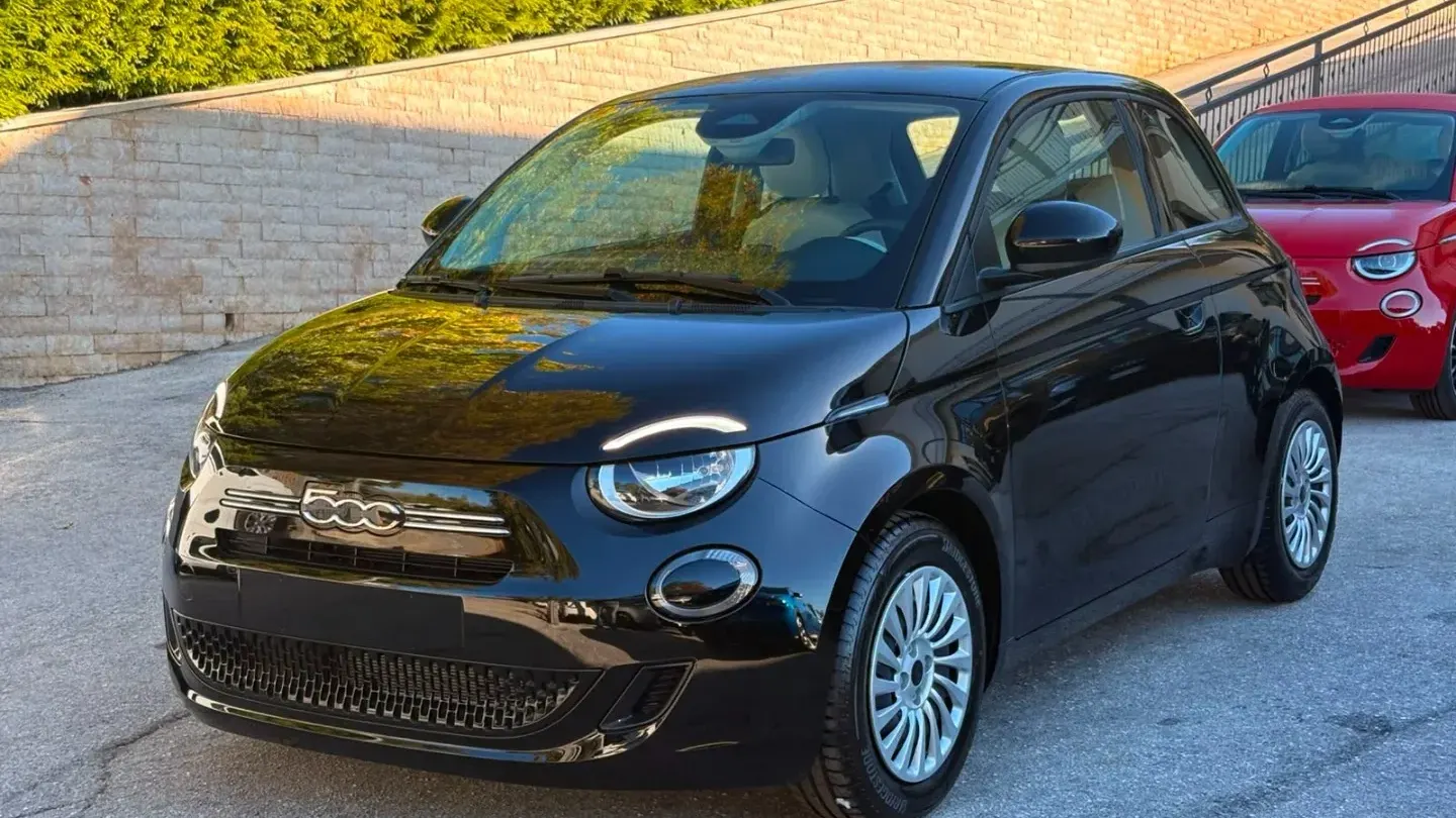 Fiat 500 Berlina Hybrid Pop