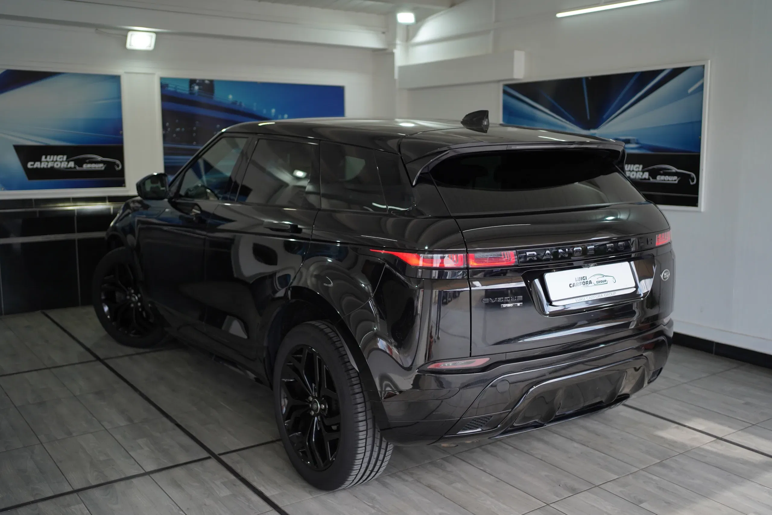 Land Rover Range Rover Evoque 2.0D I4 180 CV AWD R Dynamic foto 19
