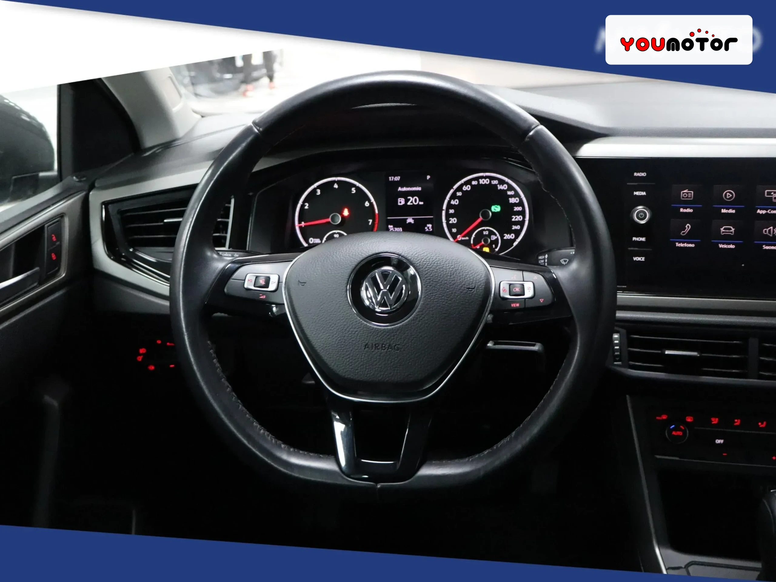 Volkswagen Polo 1.0 TSI Comfortline 95CV DSG EU6 foto 10