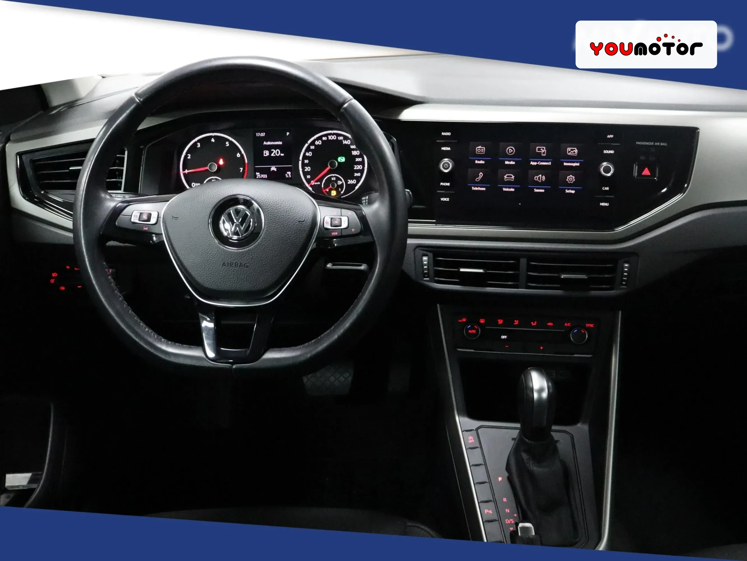 Volkswagen Polo 1.0 TSI Comfortline 95CV DSG EU6 foto 9