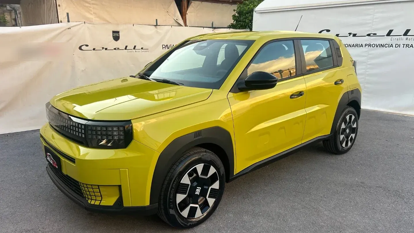 Fiat Grande Panda 1.2 100 CV S&S Icon KM/0