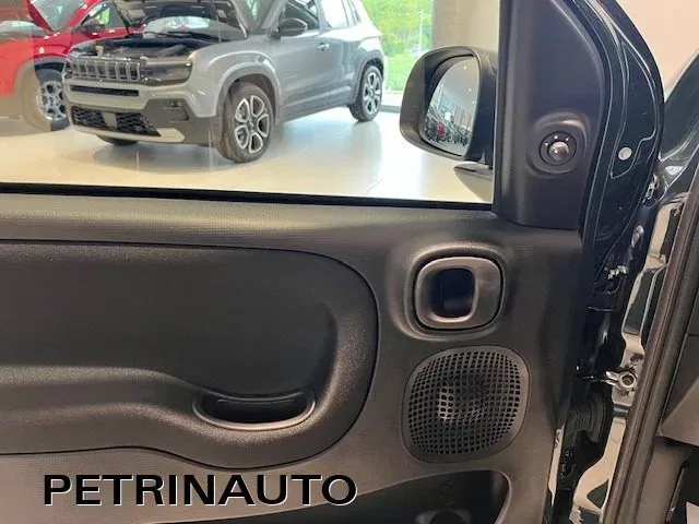 Fiat Panda 1.0 FireFly S&S Hybrid Pandina Cross 5 Posti Km.0 foto 9