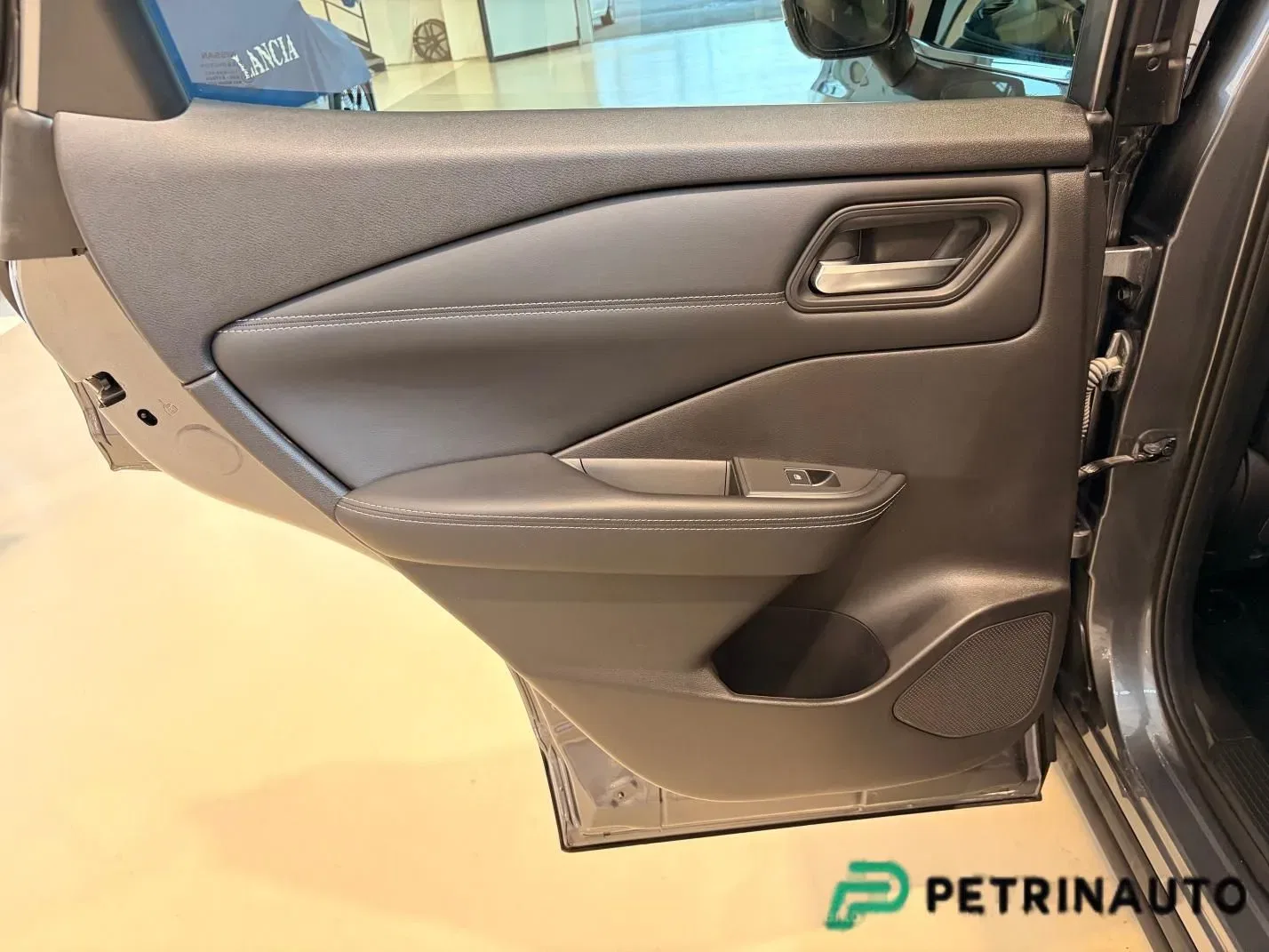 Nissan Qashqai 1.3 mhev N-Connecta 2wd 140cv foto 21